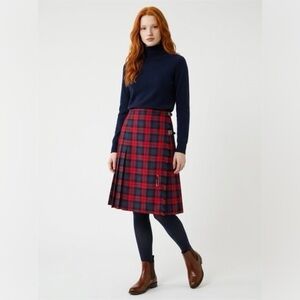 Vintage plaid Wool Skirt. Size 20